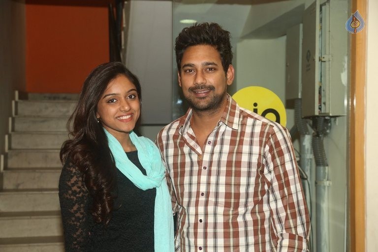 Varun Sandesh and Vithika Sheru at Big FM - 32 / 42 photos