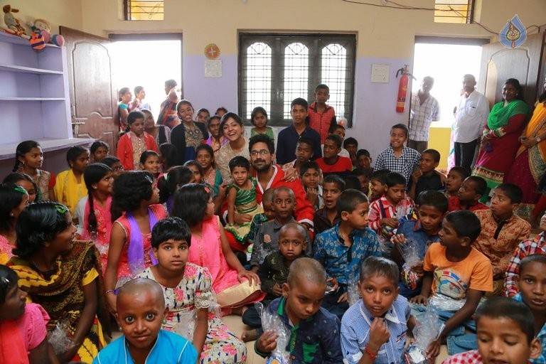 Varun Sandesh and Vithika Sheru Christmas Celebrations - 9 / 26 photos