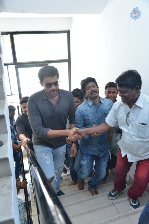 Varun Tej Birthday Celebrations 2017 - 13 / 36 photos