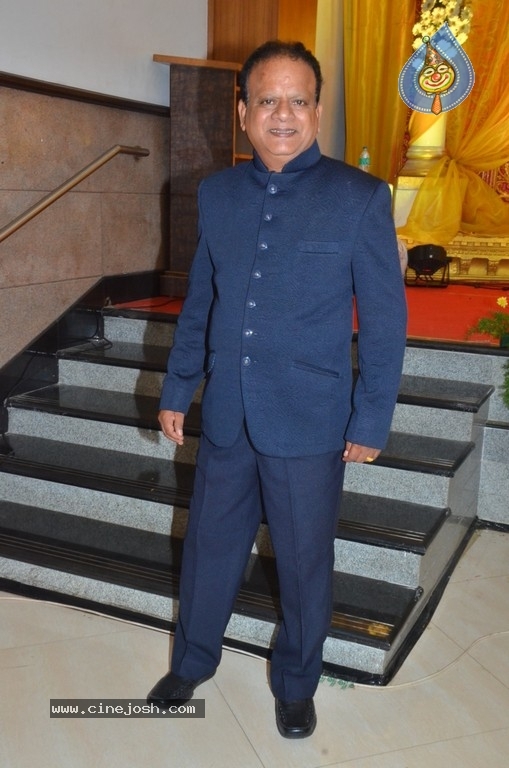 Vasu Vikram Daughter Sandhiya Wedding Reception Stills - 22 / 32 photos