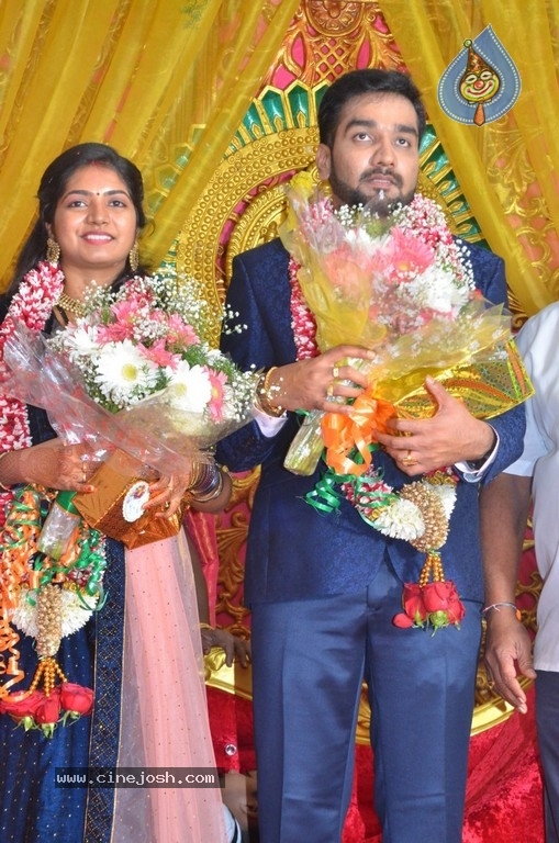 Vasu Vikram Daughter Sandhiya Wedding Reception Stills - 23 / 32 photos