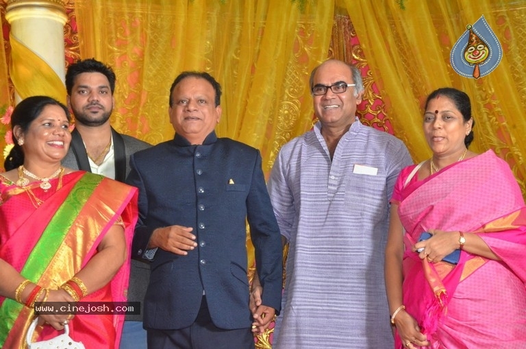 Vasu Vikram Daughter Sandhiya Wedding Reception Stills - 27 / 32 photos