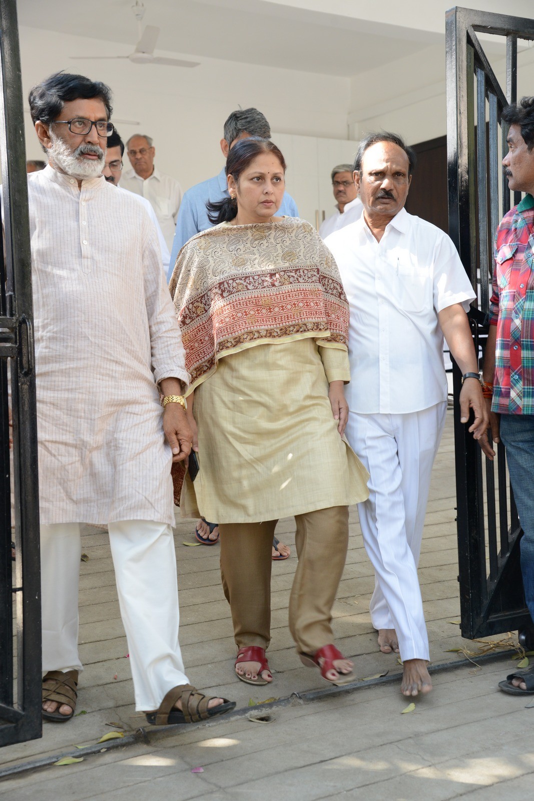 VB Rajendra Prasad Condolences Photos 01 - 65 / 170 photos