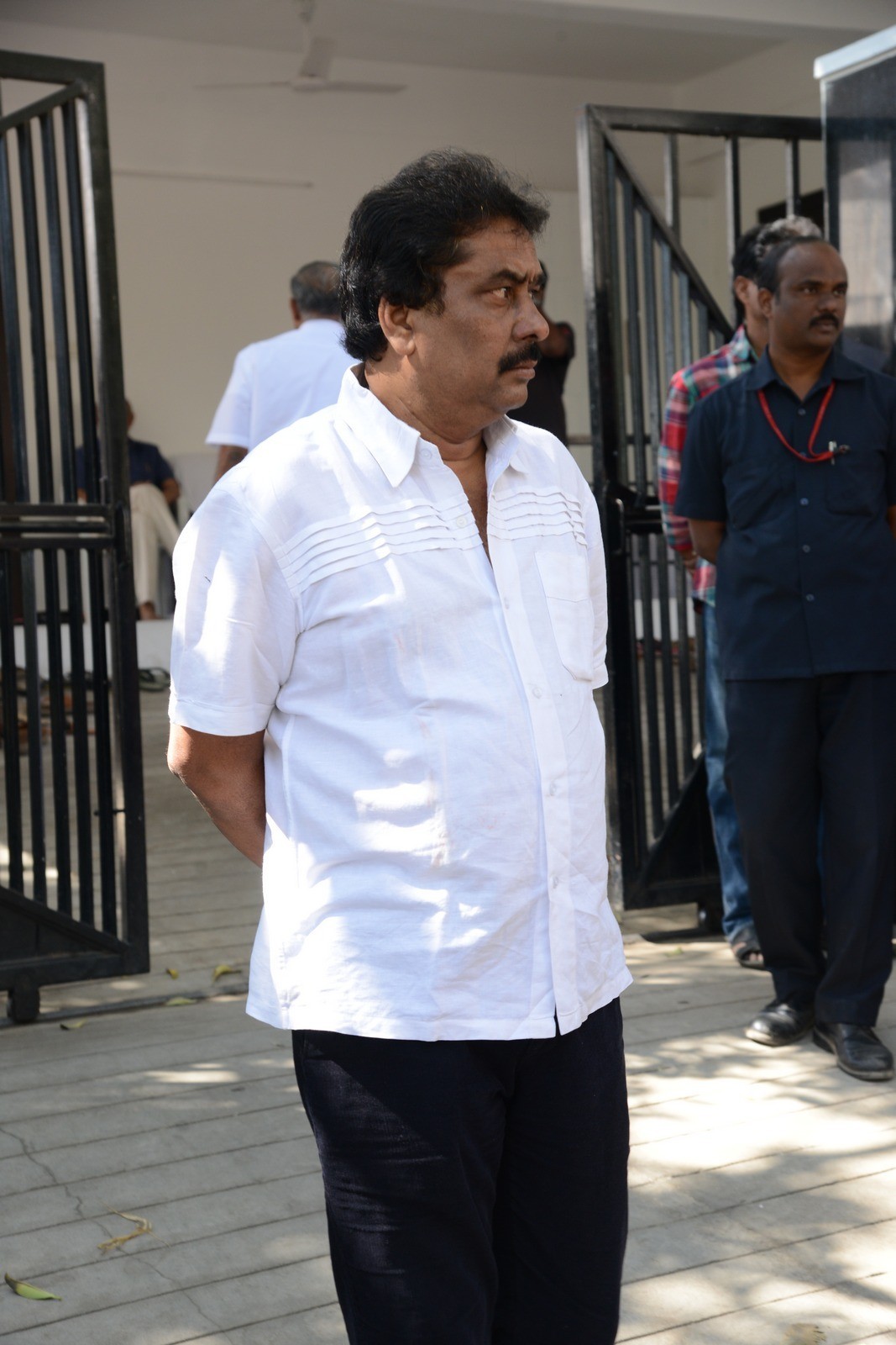 VB Rajendra Prasad Condolences Photos 01 - 132 / 170 photos