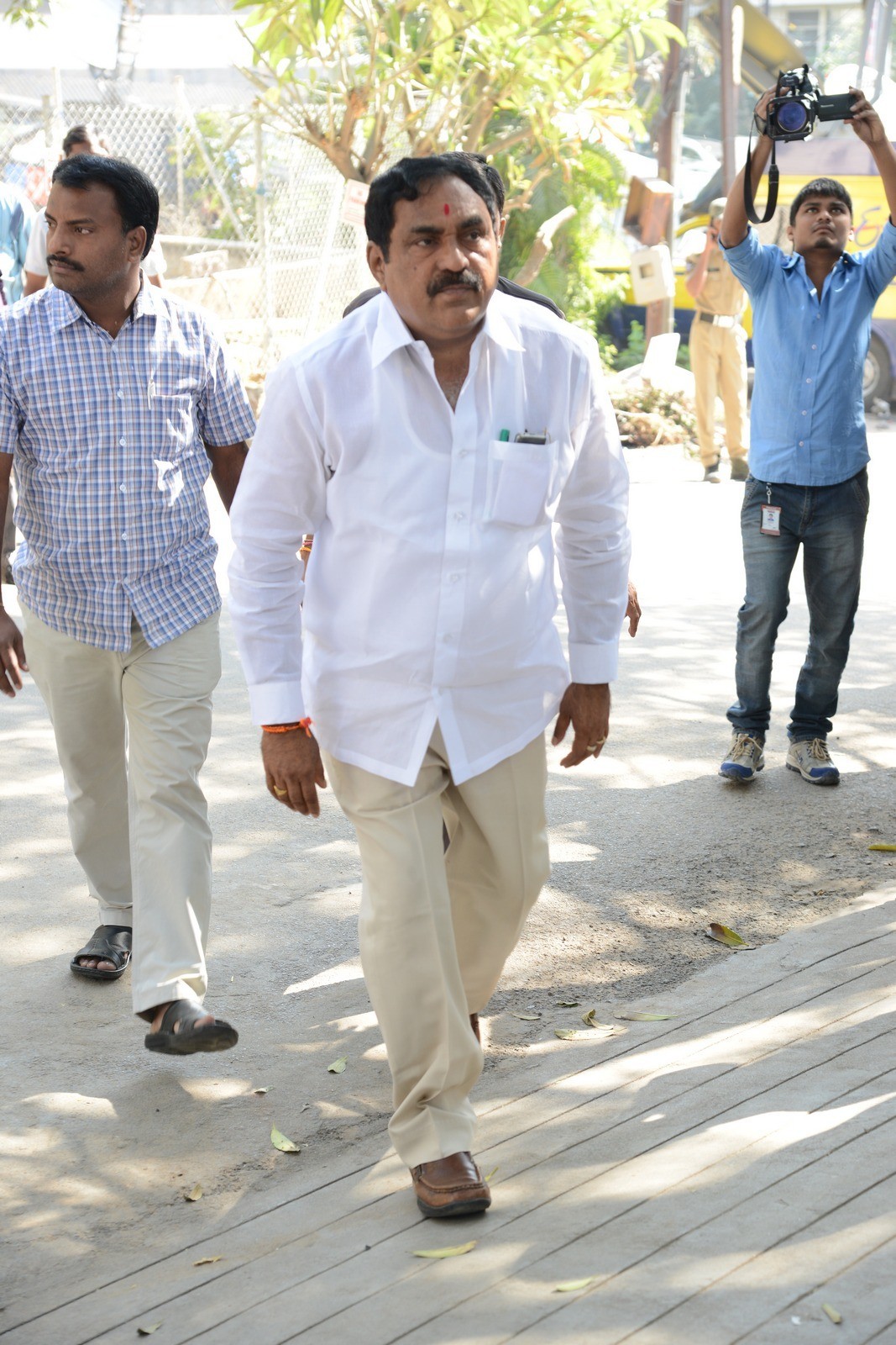 VB Rajendra Prasad Condolences Photos 01 - 156 / 170 photos