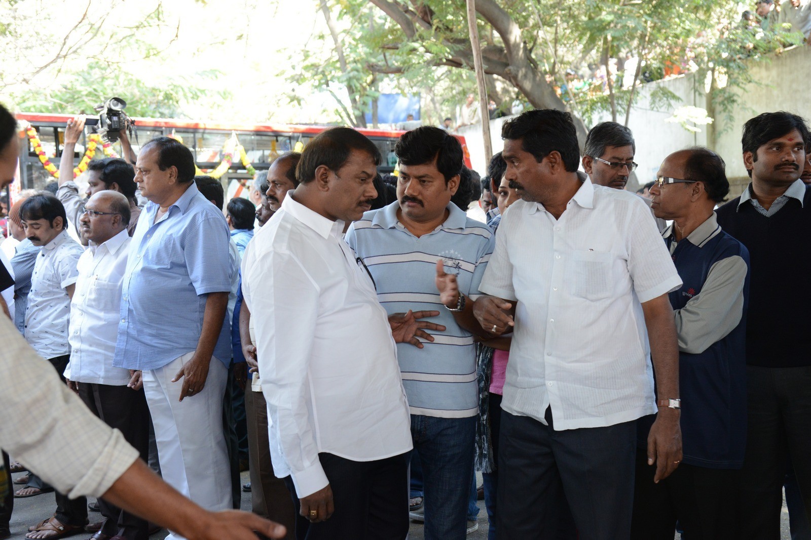 VB Rajendra Prasad Condolences Photos 02 - 61 / 170 photos