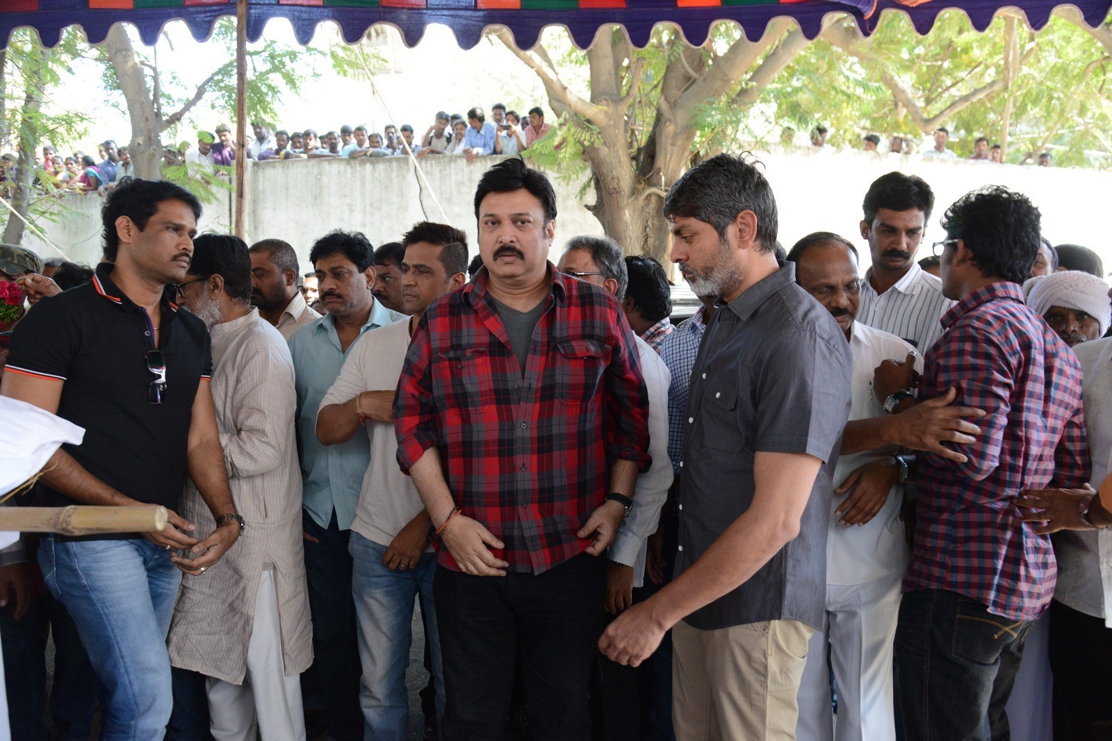 VB Rajendra Prasad Condolences Photos 02 - 108 / 170 photos
