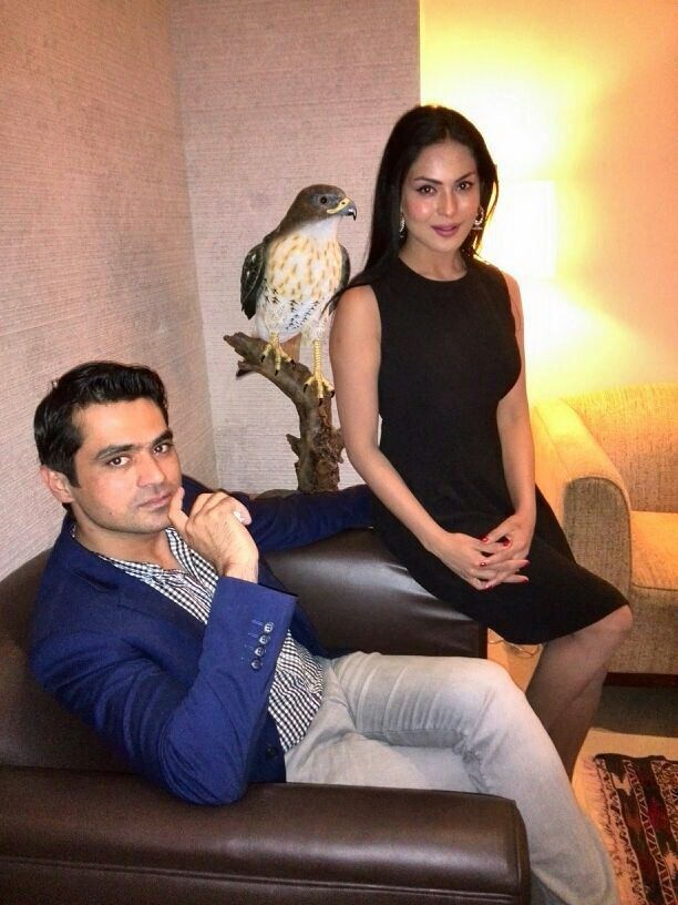 Veena Malik with Hubby Asad Bashir - 3 / 45 photos