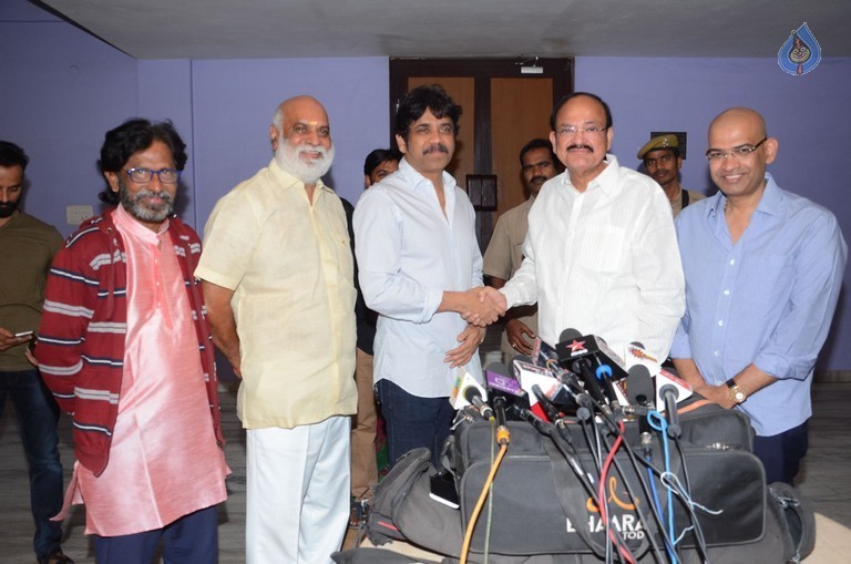 Venkaiah Naidu Watches Om Namo Venkatesaya - 41 / 41 photos