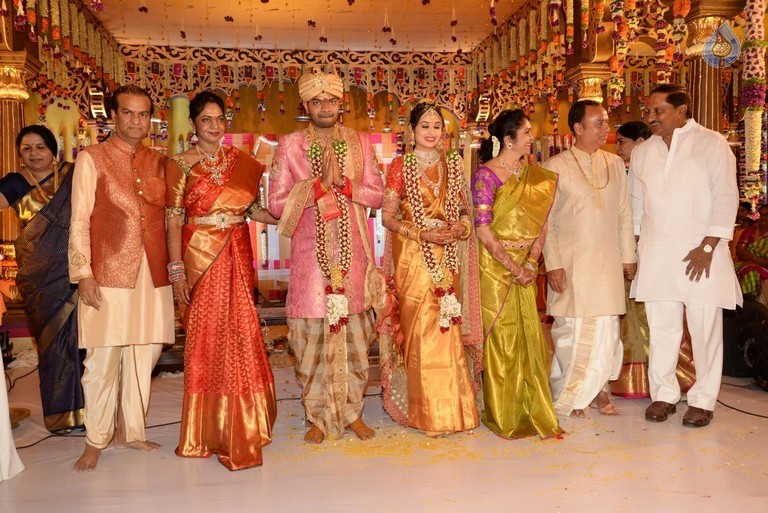 Vijay Karan - Aashna Wedding Photos - 75 / 85 photos
