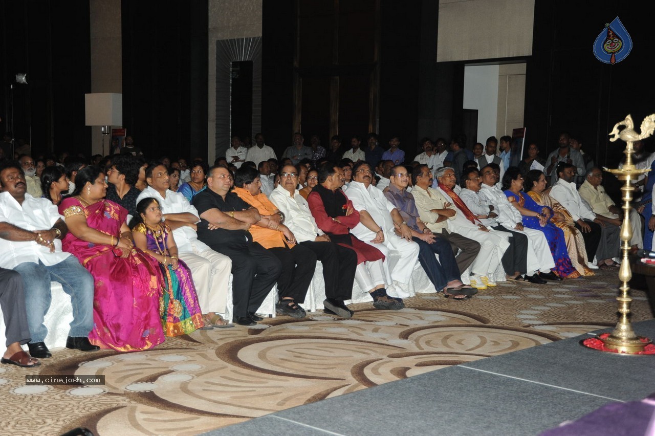 Vishwa Vijetha Vijayagadha Book Launch - 33 / 145 photos