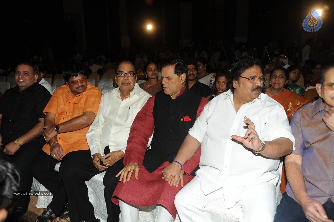 Vishwa Vijetha Vijayagadha Book Launch - 52 / 145 photos