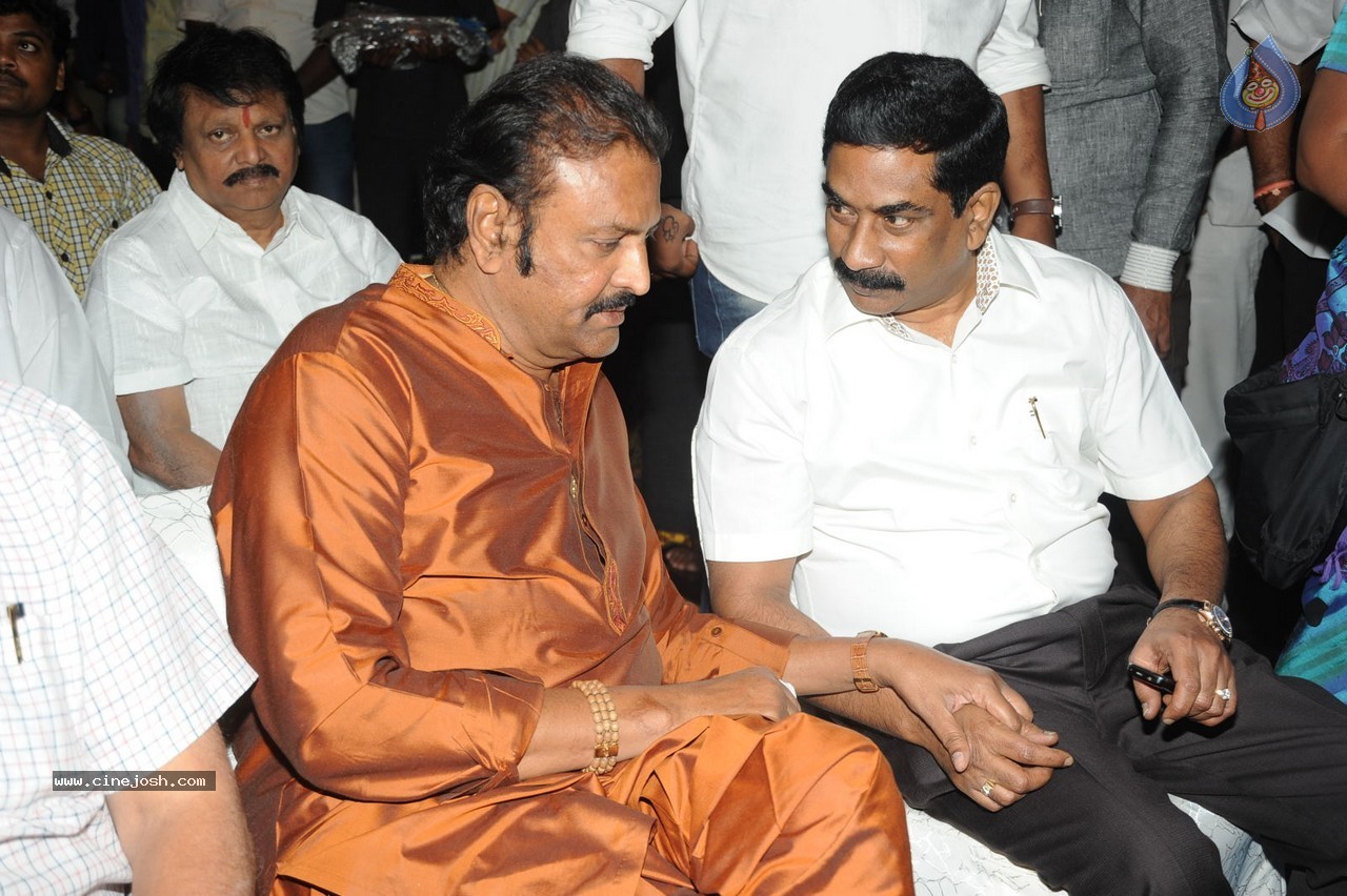 Vishwa Vijetha Vijayagadha Book Launch - 53 / 145 photos