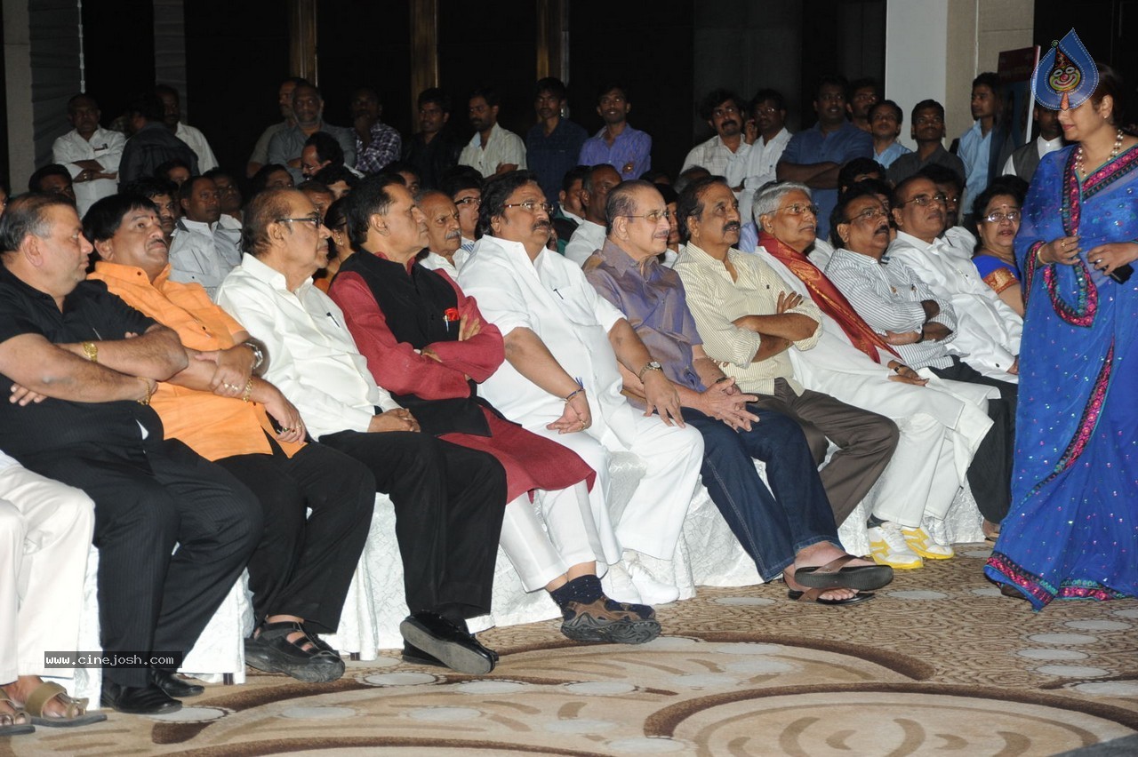 Vishwa Vijetha Vijayagadha Book Launch - 72 / 145 photos