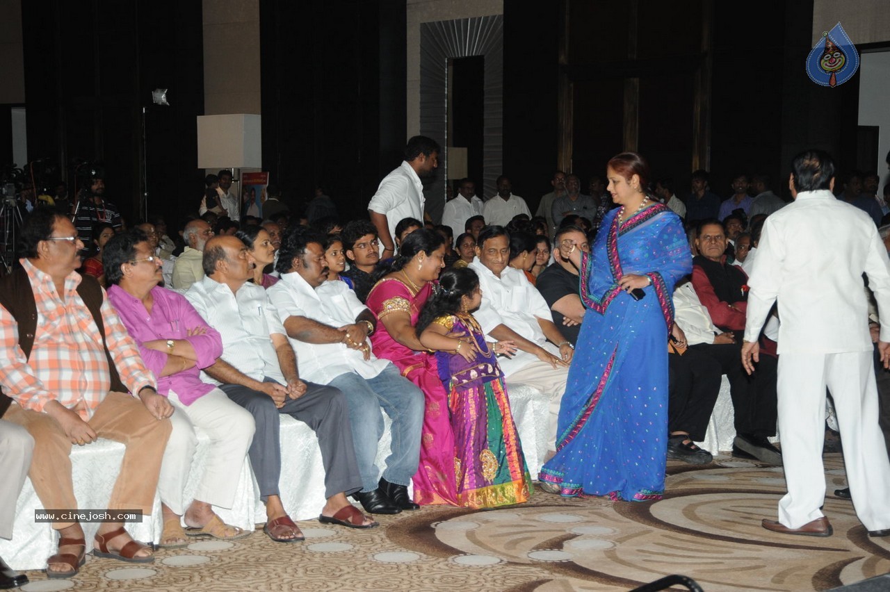 Vishwa Vijetha Vijayagadha Book Launch - 87 / 145 photos