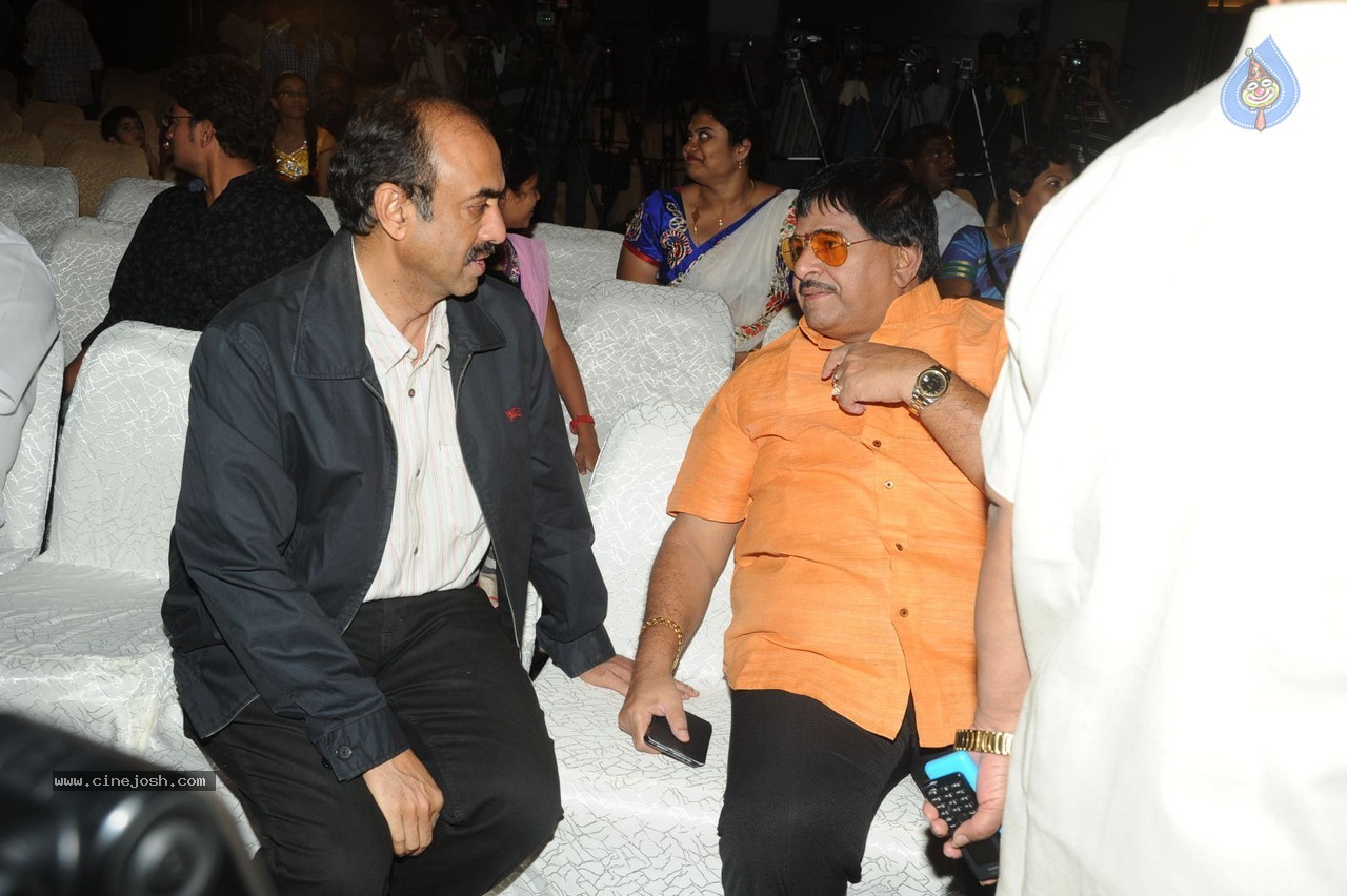 Vishwa Vijetha Vijayagadha Book Launch - 117 / 145 photos