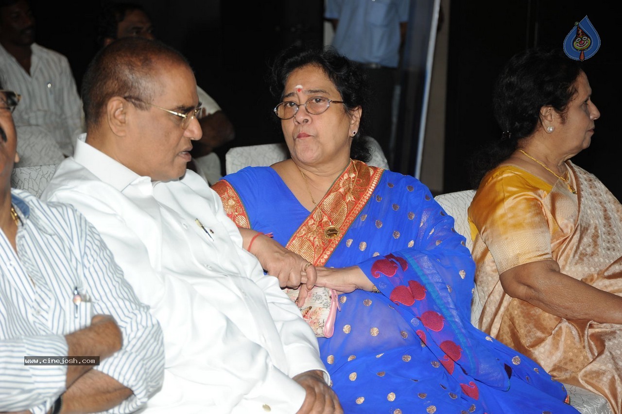 Vishwa Vijetha Vijayagadha Book Launch - 123 / 145 photos