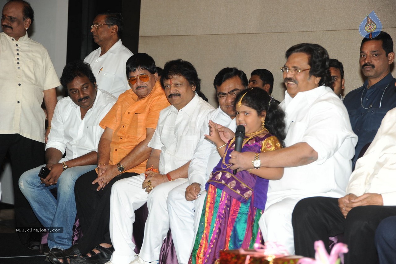 Vishwa Vijetha Vijayagadha Book Launch - 130 / 145 photos