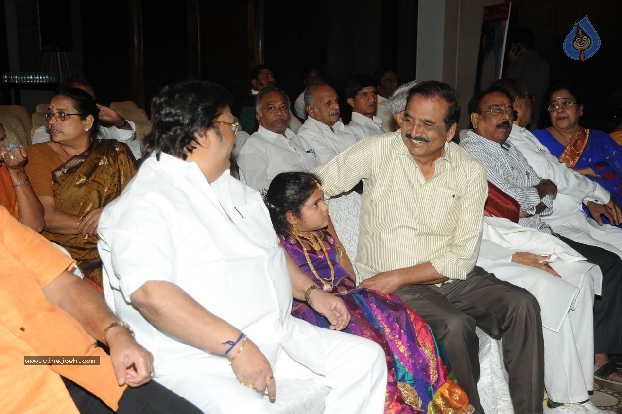 Vishwa Vijetha Vijayagadha Book Launch - 141 / 145 photos