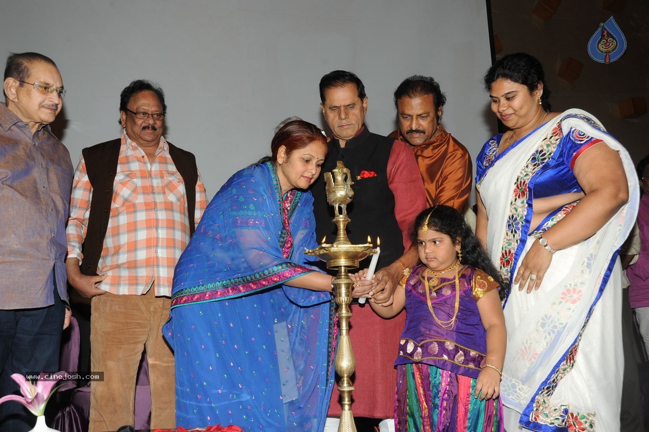 Vishwa Vijetha Vijayagadha Book Launch - 145 / 145 photos