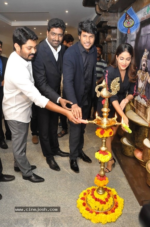 Vivaha Bhojanambu Restaurant Launch - 23 / 41 photos