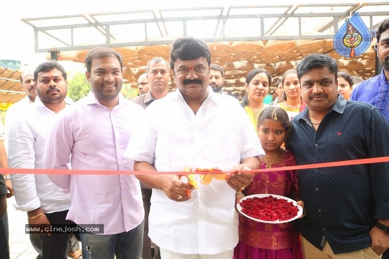 Viyyalavaari Vindu Hotel Launched By Talasani Srinivas Yadav - 1 / 12 photos