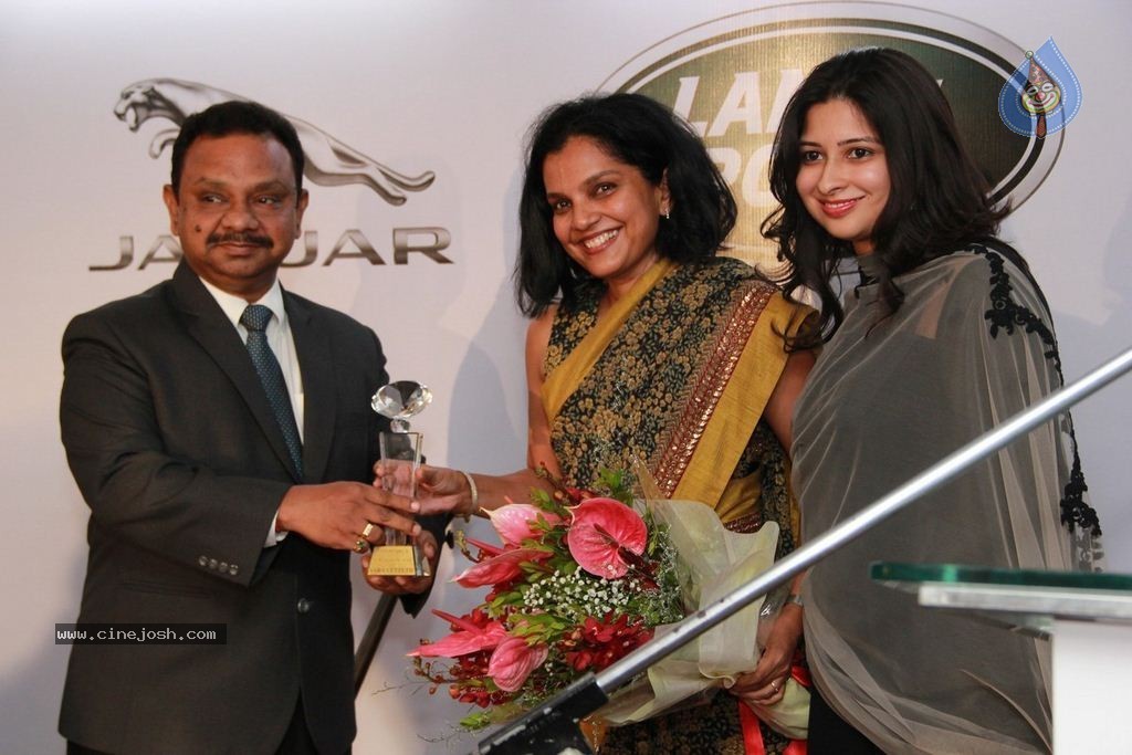 VST Grandeur Women Achievers Awards - 24 / 40 photos
