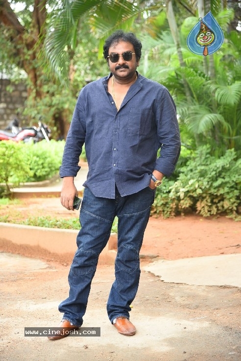  VV Vinayak Press Meet Pics - 3 / 17 photos