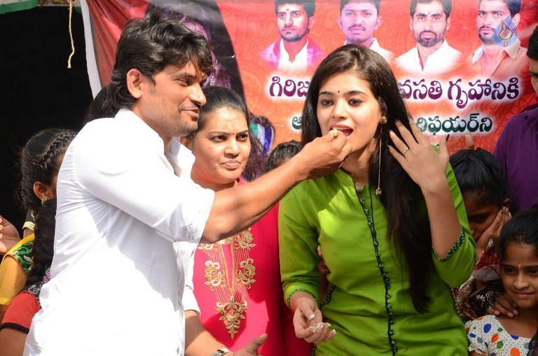 Yamini Bhaskar Birthday Celebrations - 13 / 19 photos