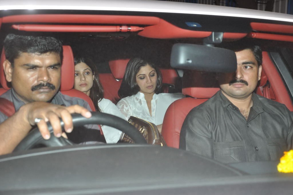 Yash Chopra Chautha Ceremony - 47 / 68 photos
