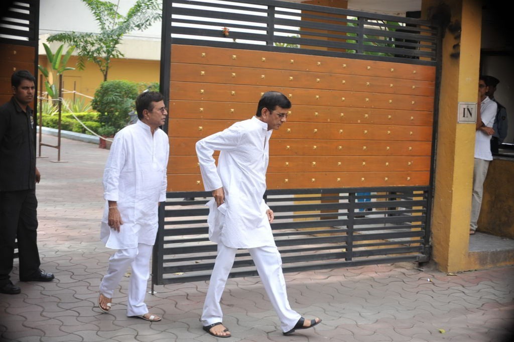 Yash Chopra Condolences Photos - 132 / 138 photos