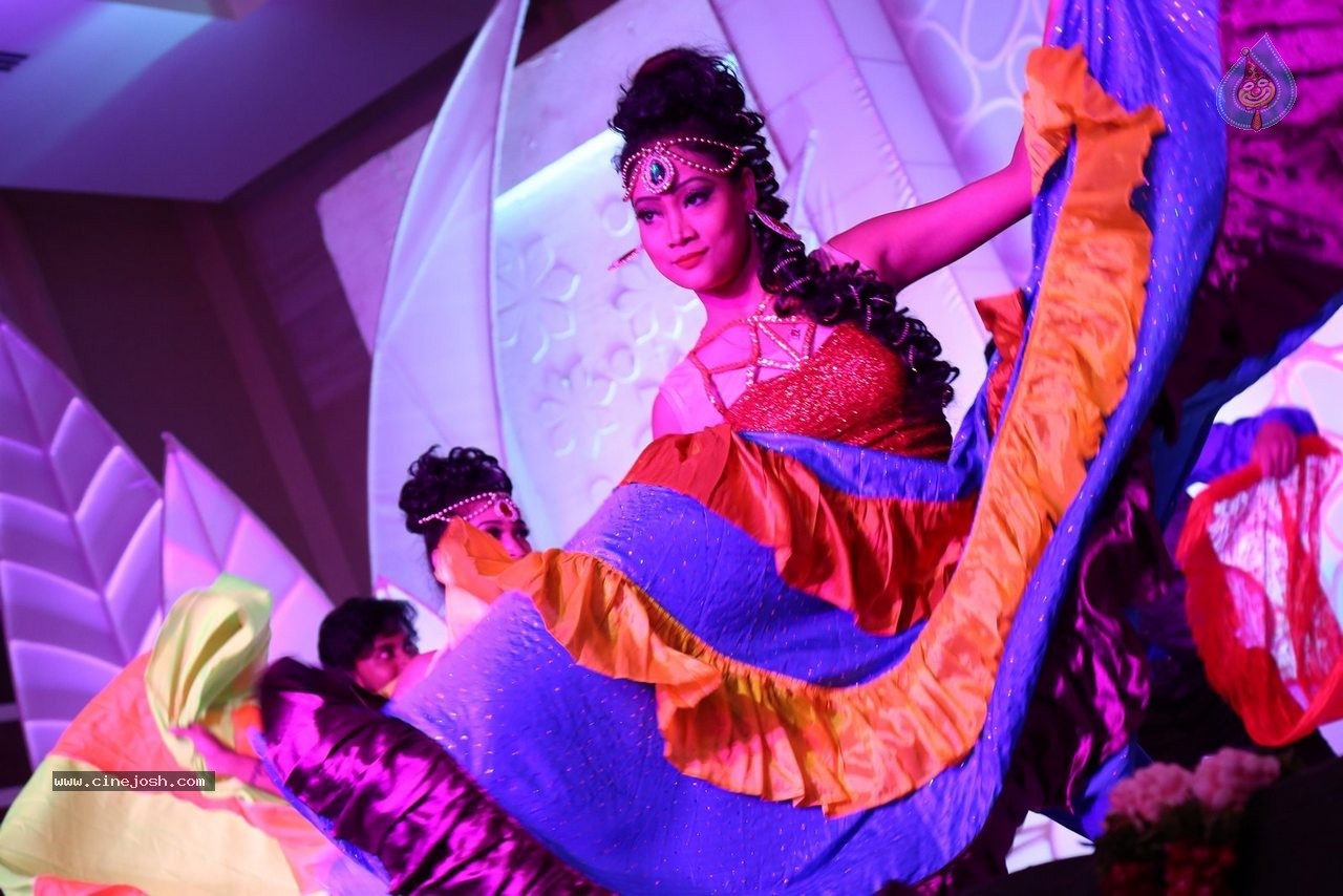 Yogesh and Krishika Sangeet Ceremony - 89 / 128 photos