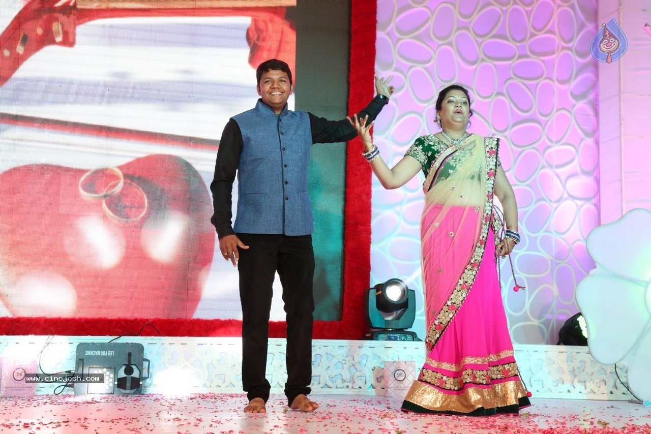 Yogesh and Krishika Sangeet Ceremony - 105 / 128 photos