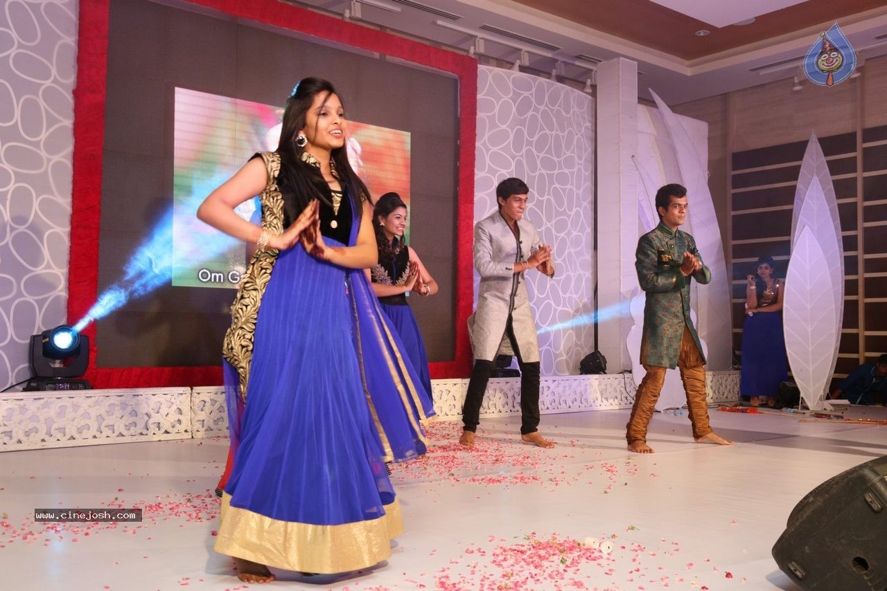 Yogesh and Krishika Sangeet Ceremony - 113 / 128 photos