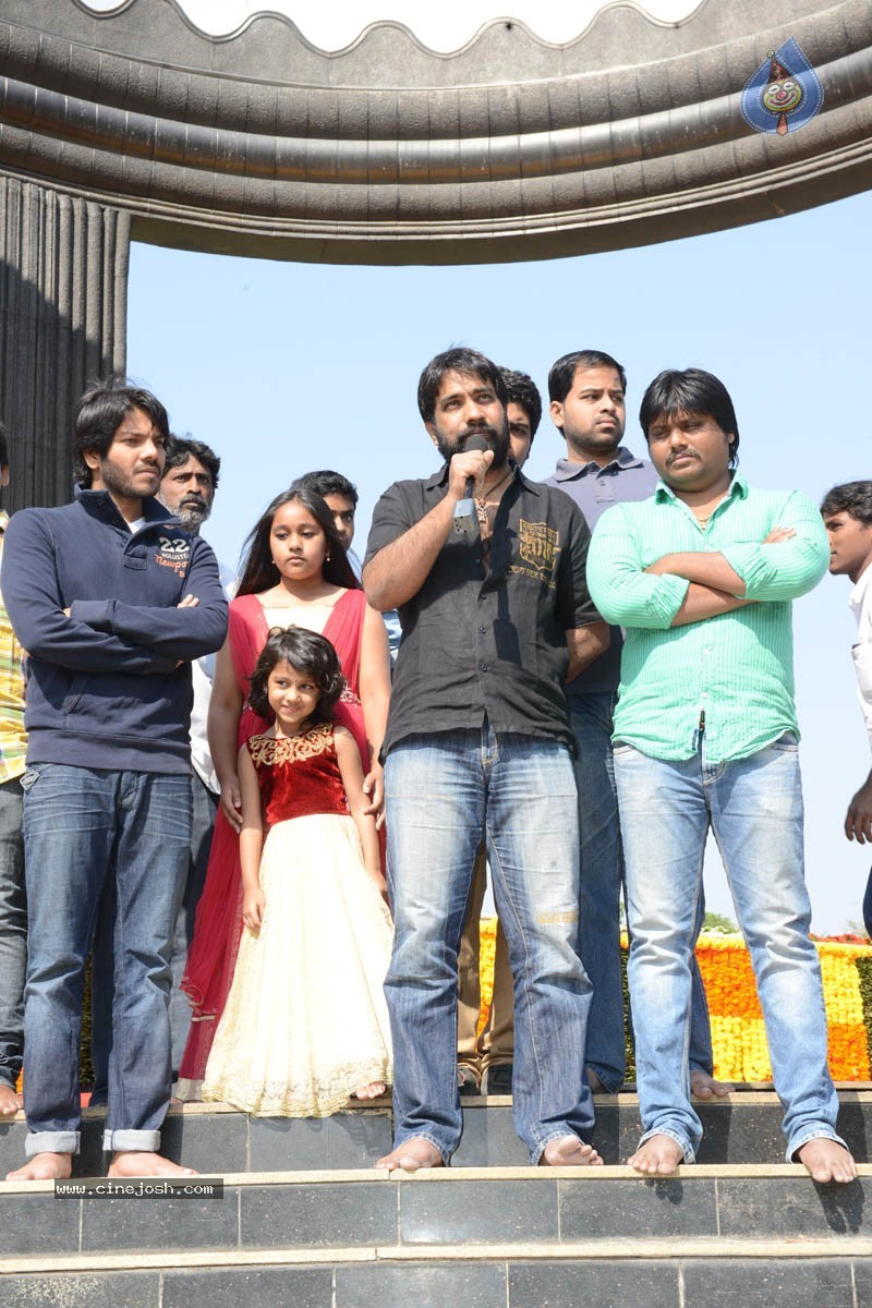 YVS Chowdary Visits NTR Ghat - 9 / 52 photos