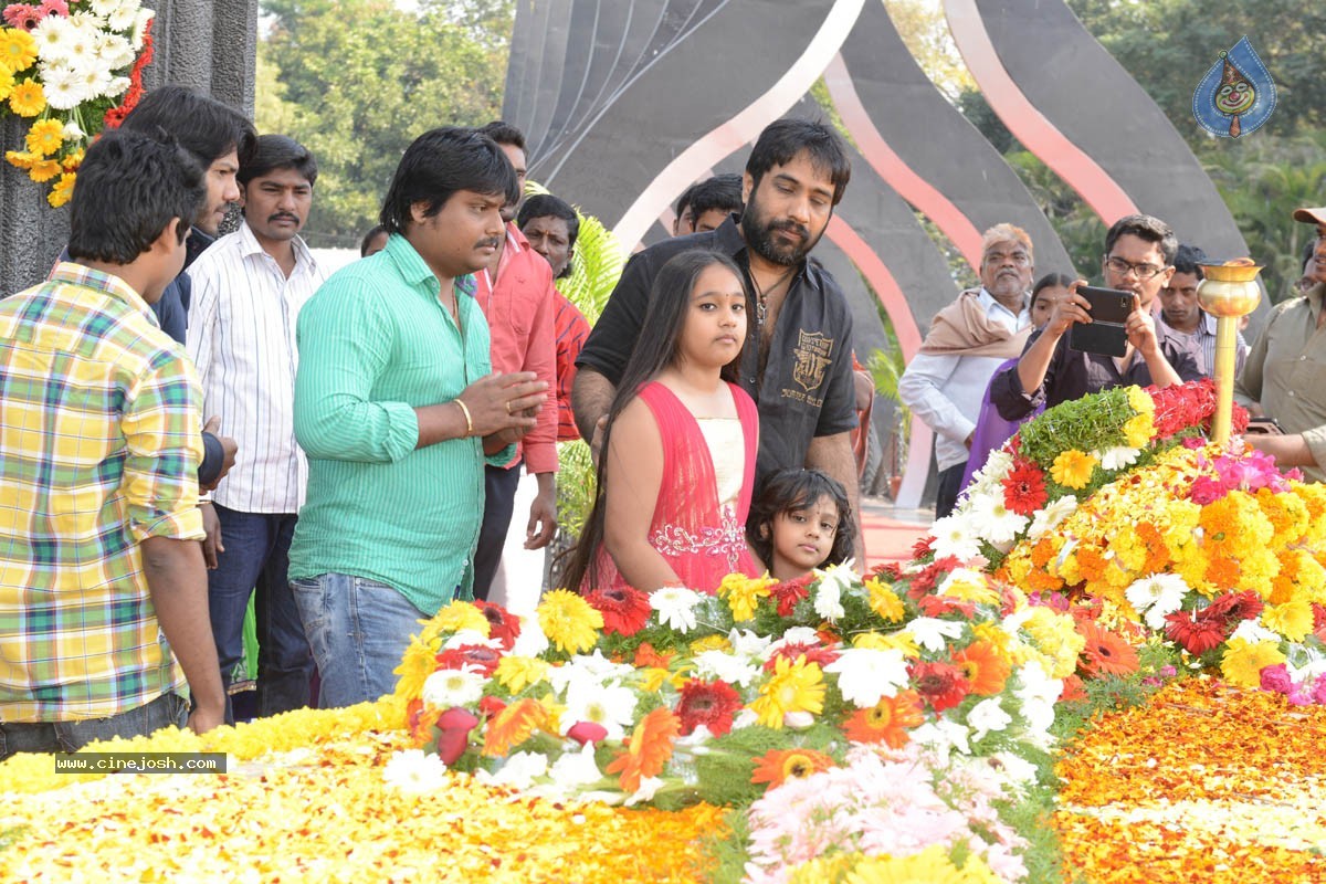 YVS Chowdary Visits NTR Ghat - 34 / 52 photos