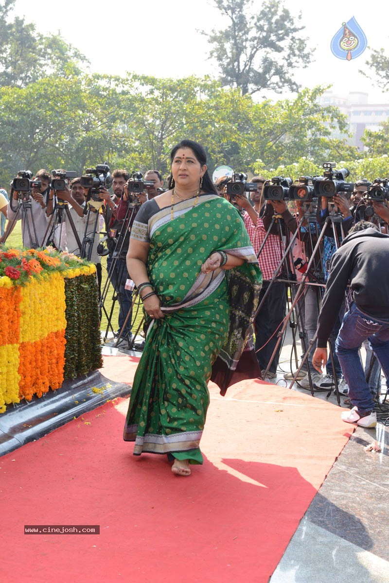 YVS Chowdary Visits NTR Ghat - 45 / 52 photos
