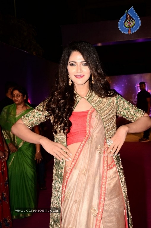 Zee Telugu Apsara Awards 2018 - 81 / 106 photos