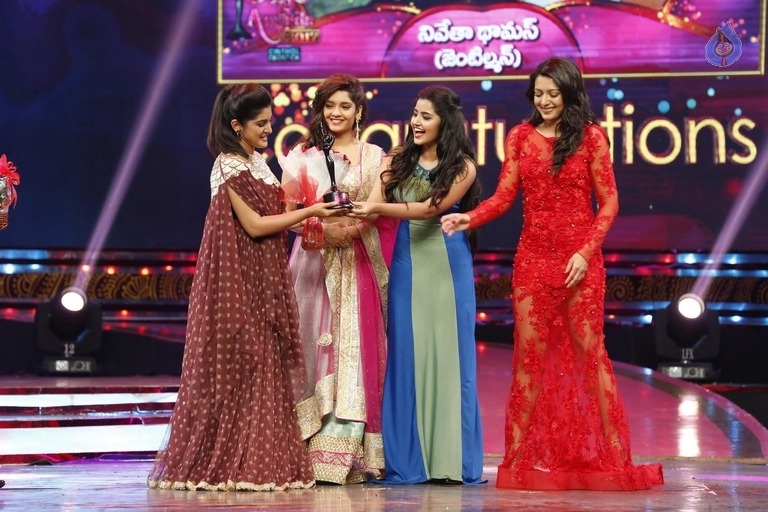 Zee Tv Apsara Award Stills Photo 22 of 61