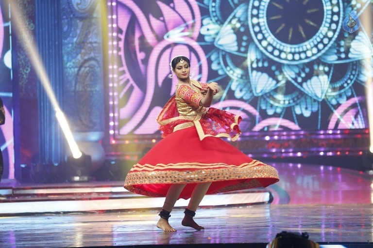Zee Tv Apsara Award Stills Photo 51 of 61