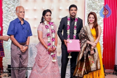Actor Sathish - Sindhu Wedding Reception Stills - 9 of 105