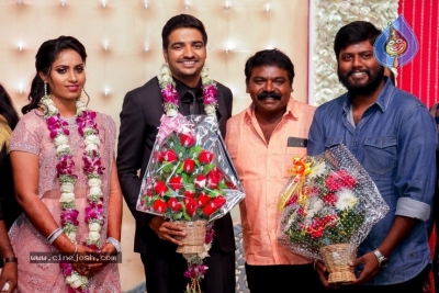 Actor Sathish - Sindhu Wedding Reception Stills - 26 of 105