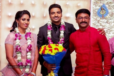 Actor Sathish - Sindhu Wedding Reception Stills - 29 of 105