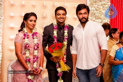 Actor Sathish - Sindhu Wedding Reception Stills - 40 of 105