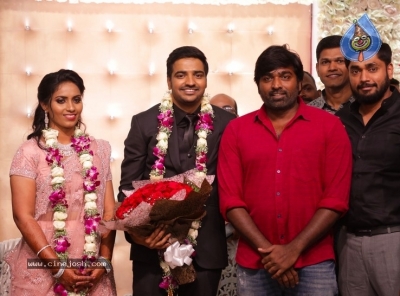 Actor Sathish - Sindhu Wedding Reception Stills - 41 of 105