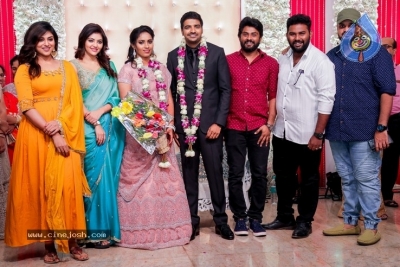 Actor Sathish - Sindhu Wedding Reception Stills - 99 of 105