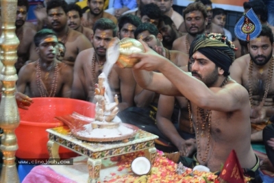 Actor Sharwanand Conduct Ayyappa Swamy Pooja At Film Nagar Temple - 15 of 20