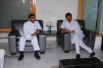 Akhilesh Yadav Meets AP Politicians - 33 of 34