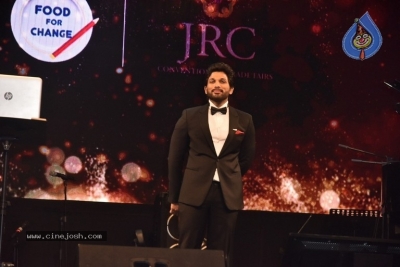 Allu Arjun And Regina Cassandra In A Charity Event - 36 of 42
