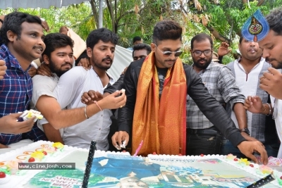 Allu Arjun Birthday Celebrations At Geetha Arts Office - 4 of 15